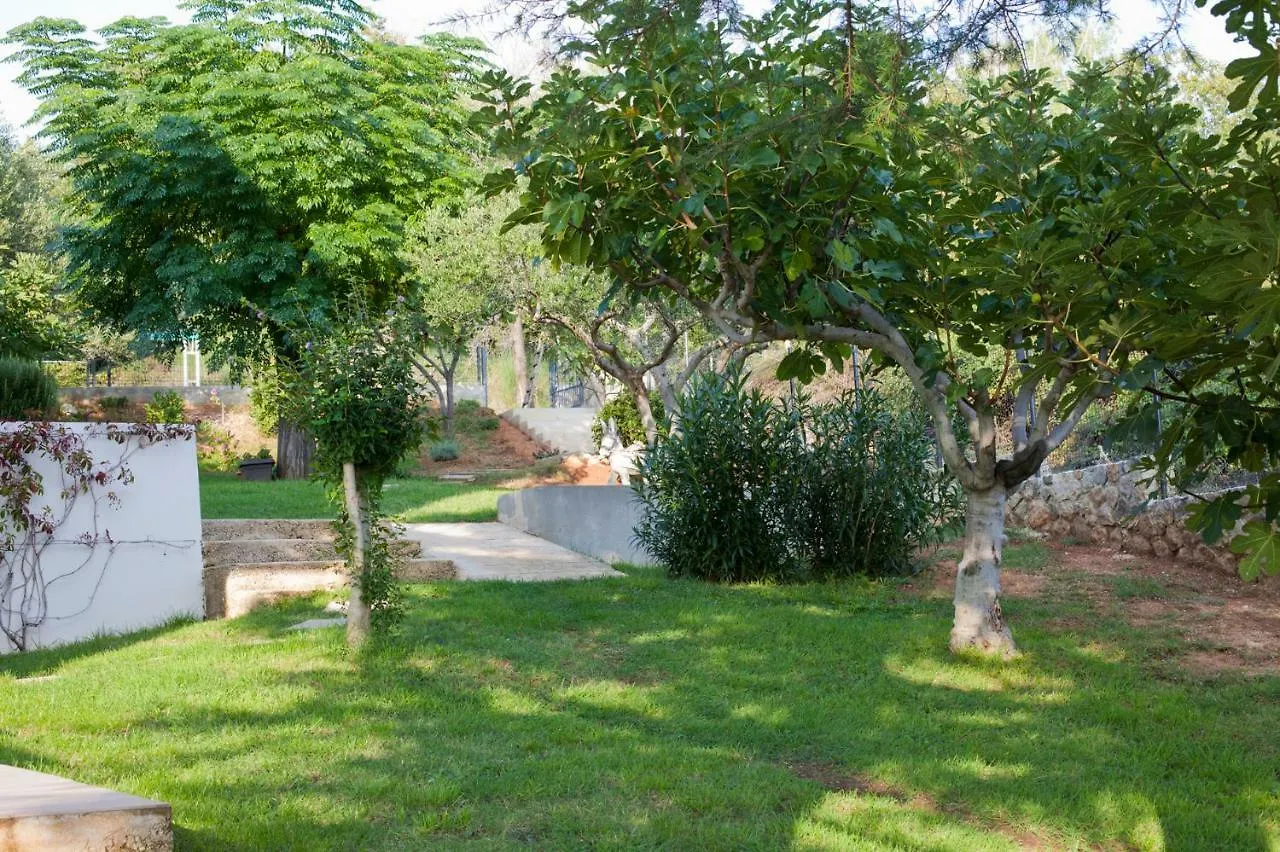 Apartment Robinson Podvrsje Croatia